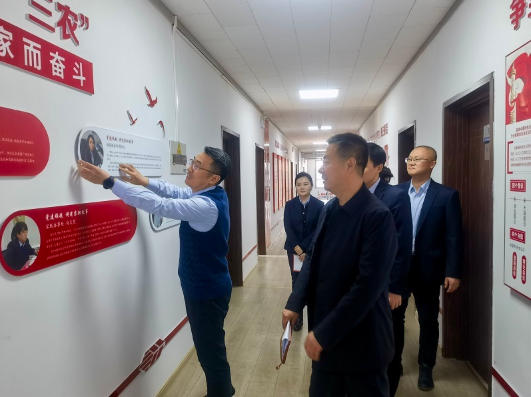 市农业农村委党委委员、副主任王志林到农担公司调研指导工作3